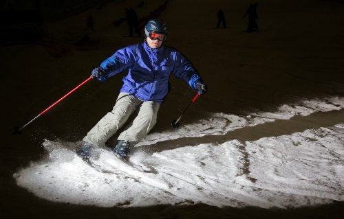 Focused light allows for night skiing